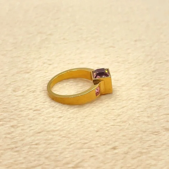 Auth Louis Vuitton M66826 Berg
Gamble Ring GD Pink L size 5.7g - Picture 3 of 10